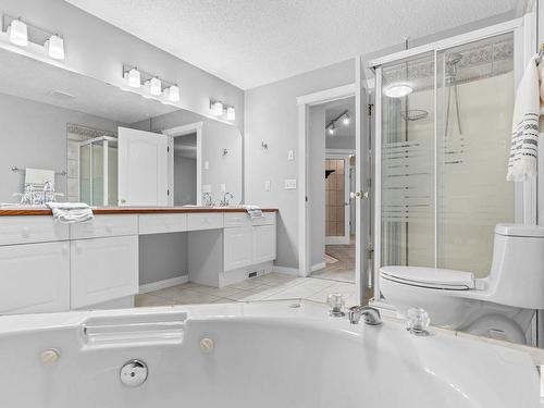 145 Dechene Road, Edmonton, AB - Indoor Photo Showing Bathroom