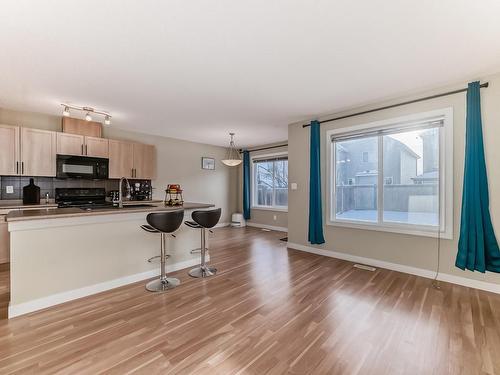 17333 8A Avenue Sw, Edmonton, AB - Indoor Photo Showing Kitchen