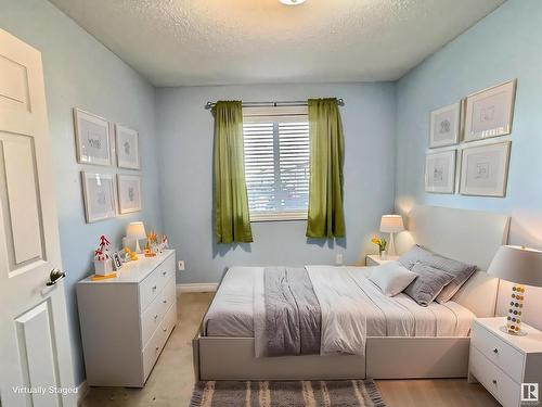 104 Hartwick Loop, Spruce Grove, AB - Indoor Photo Showing Bedroom