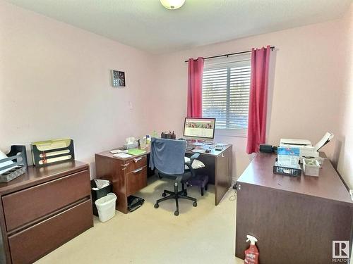 104 Hartwick Loop, Spruce Grove, AB - Indoor Photo Showing Office