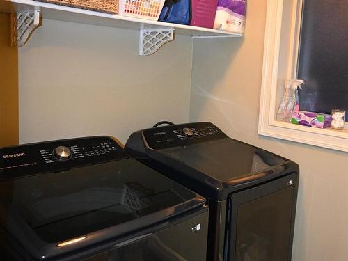 61021 Rge Rd 451, Rural Bonnyville M.D., AB - Indoor Photo Showing Laundry Room