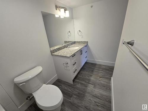 414 9504 182 Street, Edmonton, AB - Indoor Photo Showing Bathroom