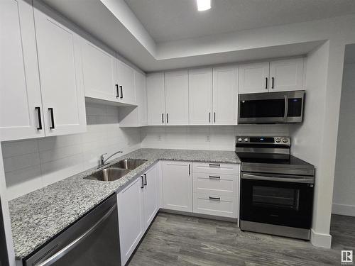 414 9504 182 Street, Edmonton, AB - Indoor Photo Showing Kitchen With Double Sink