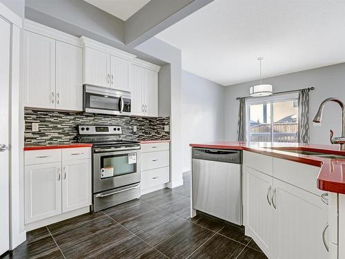 615 176 Street Sw, Edmonton, AB - Indoor Photo Showing Kitchen With Double Sink