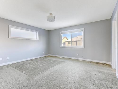 615 176 Street Sw, Edmonton, AB - Indoor Photo Showing Other Room