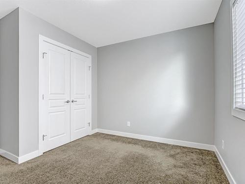 615 176 Street Sw, Edmonton, AB - Indoor Photo Showing Other Room