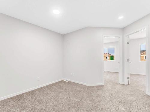 9574 Carson Bend, Edmonton, AB - Indoor Photo Showing Other Room