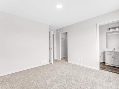 9574 Carson Bend, Edmonton, AB - Indoor Photo Showing Other Room