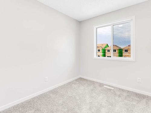 9574 Carson Bend, Edmonton, AB - Indoor Photo Showing Other Room