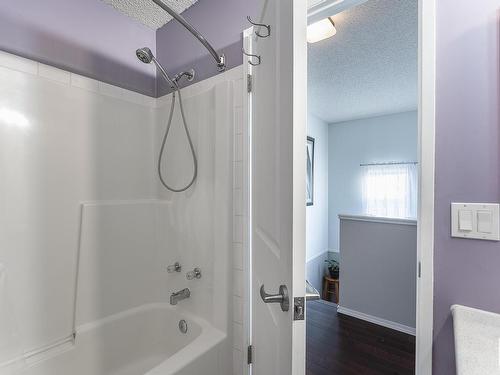 3819 23 Street, Edmonton, AB - Indoor Photo Showing Bathroom