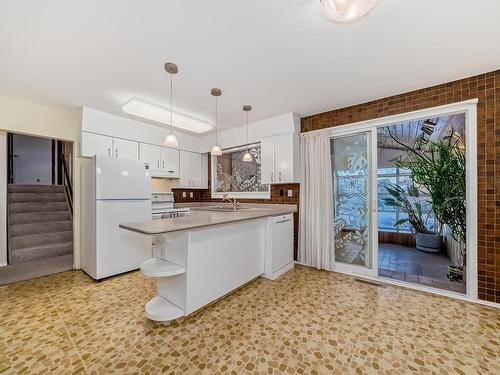 4912 116 Street, Edmonton, AB - Indoor Photo Showing Kitchen