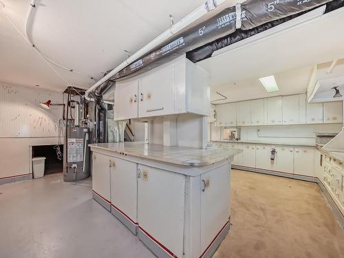 4912 116 Street, Edmonton, AB - Indoor Photo Showing Kitchen