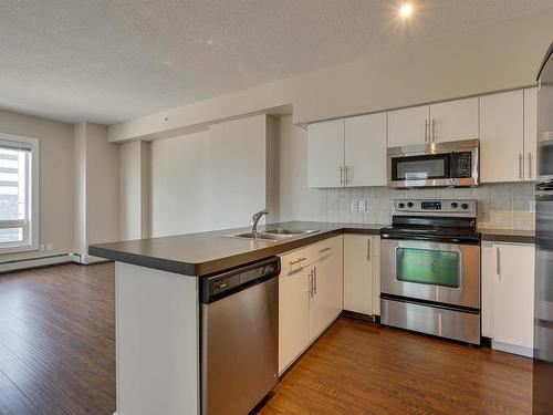 1402 10136 104 Street, Edmonton, AB - Indoor Photo Showing Kitchen With Double Sink