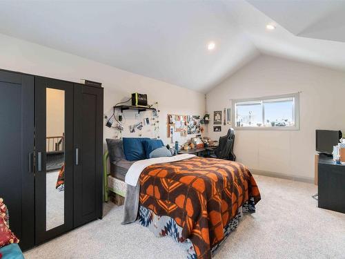 10138 143 Street, Edmonton, AB - Indoor Photo Showing Bedroom