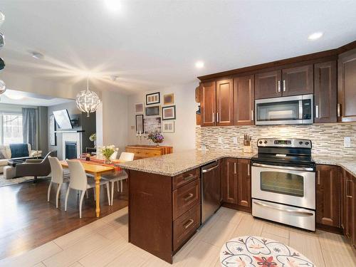 10138 143 Street, Edmonton, AB - Indoor Photo Showing Kitchen With Upgraded Kitchen