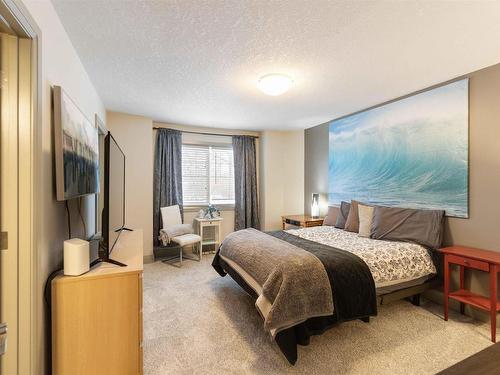 10138 143 Street, Edmonton, AB - Indoor Photo Showing Bedroom