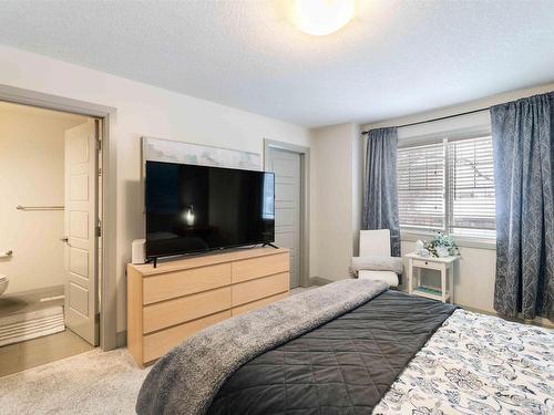 10138 143 Street, Edmonton, AB - Indoor Photo Showing Bedroom