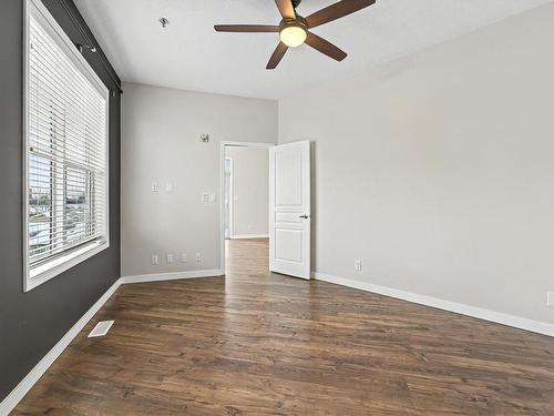 442 4827 104A Street, Edmonton, AB - Indoor Photo Showing Other Room