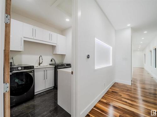 3535 Watson Point(E), Edmonton, AB - Indoor Photo Showing Laundry Room