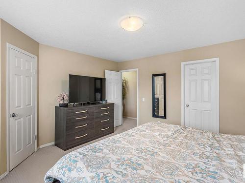 15 2816 34 Avenue, Edmonton, AB - Indoor Photo Showing Bedroom