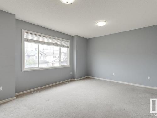 1050 Mckinney Green, Edmonton, AB - Indoor Photo Showing Other Room