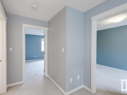 1050 Mckinney Green, Edmonton, AB - Indoor Photo Showing Other Room