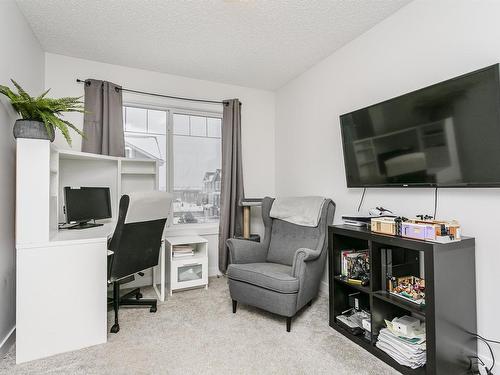 9 2215 24 Street, Edmonton, AB - Indoor Photo Showing Office