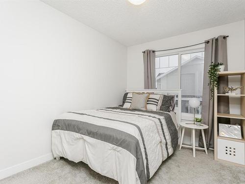 9 2215 24 Street, Edmonton, AB - Indoor Photo Showing Bedroom