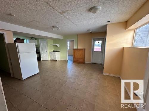 12707 136 Street, Edmonton, AB - Indoor