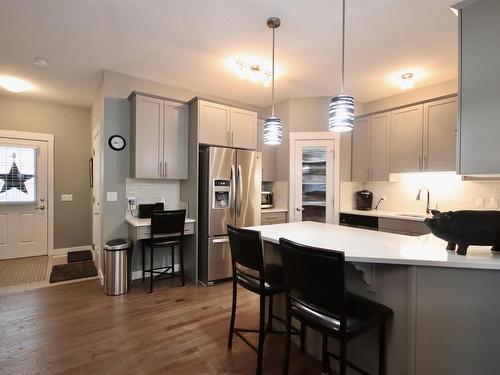 20728 99 Avenue, Edmonton, AB - Indoor Photo Showing Kitchen With Stainless Steel Kitchen With Upgraded Kitchen