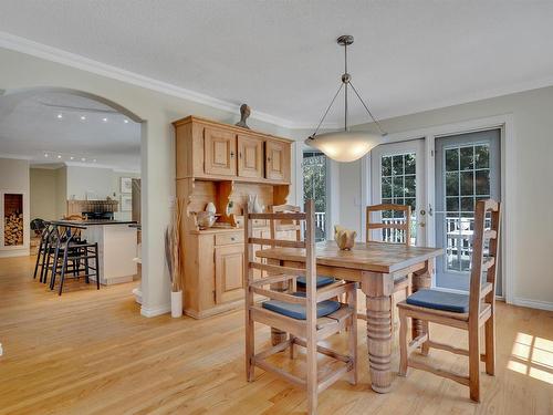 245008 Twp Rd 474, Rural Wetaskiwin County, AB - Indoor Photo Showing Dining Room