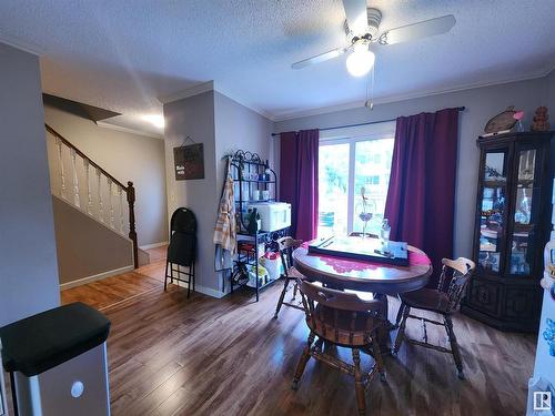 4353 46 Street, Stony Plain, AB - Indoor Photo Showing Dining Room