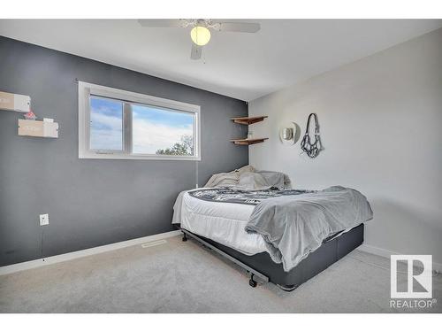 472060 Rr 231, Rural Wetaskiwin County, AB - Indoor Photo Showing Bedroom