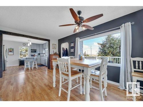 472060 Rr 231, Rural Wetaskiwin County, AB - Indoor Photo Showing Dining Room