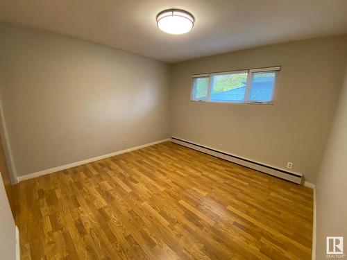 4618 47 Avenue, Wetaskiwin, AB - Indoor Photo Showing Other Room