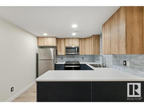 22527 99 Avenue, Edmonton, AB - Indoor Photo Showing Kitchen With Double Sink