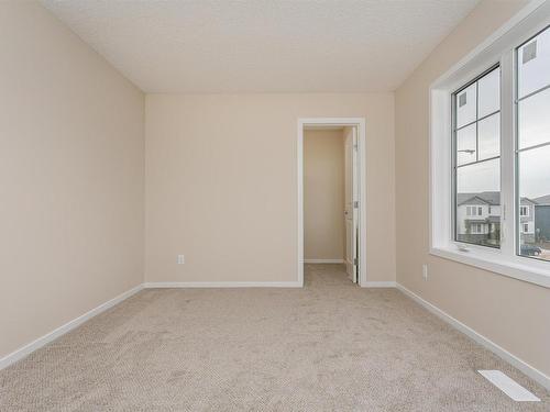 20516 22 Avenue, Edmonton, AB - Indoor Photo Showing Other Room