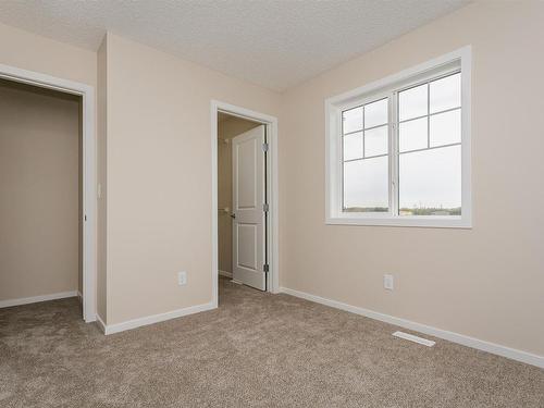 20516 22 Avenue, Edmonton, AB - Indoor Photo Showing Other Room