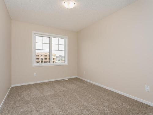 20516 22 Avenue, Edmonton, AB - Indoor Photo Showing Other Room