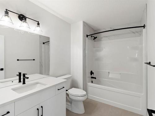 17915 73 Street, Edmonton, AB - Indoor Photo Showing Bathroom