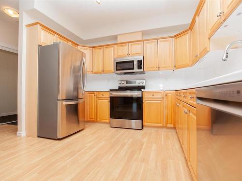 365 2750 55 Street, Edmonton, AB - Indoor Photo Showing Kitchen With Stainless Steel Kitchen