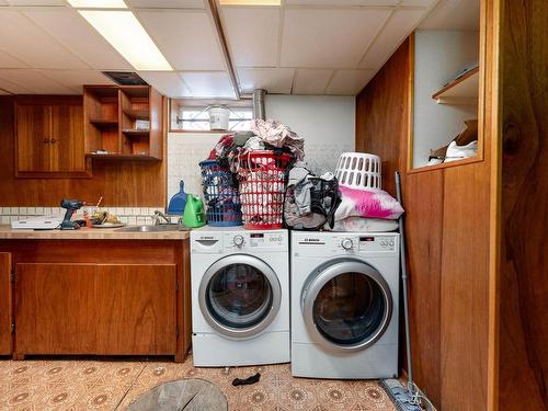 14511 117 Street, Edmonton, AB - Indoor Photo Showing Laundry Room