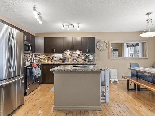 6914 19A Avenue, Edmonton, AB - Indoor Photo Showing Kitchen With Stainless Steel Kitchen With Upgraded Kitchen