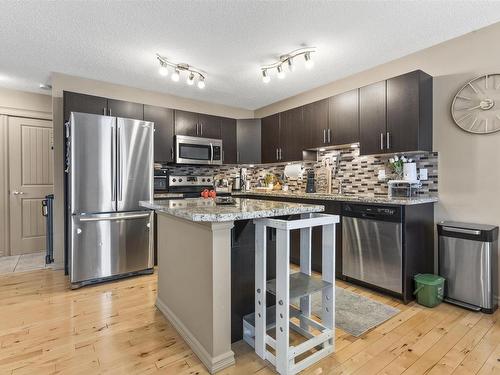 6914 19A Avenue, Edmonton, AB - Indoor Photo Showing Kitchen With Stainless Steel Kitchen With Upgraded Kitchen