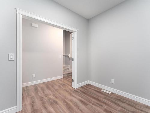 16720 30 Avenue, Edmonton, AB - Indoor Photo Showing Other Room