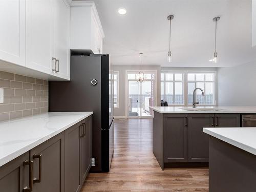 16720 30 Avenue, Edmonton, AB - Indoor Photo Showing Kitchen With Upgraded Kitchen