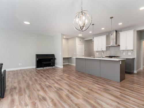 16720 30 Avenue, Edmonton, AB - Indoor Photo Showing Kitchen With Upgraded Kitchen