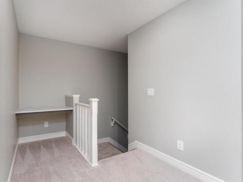 16720 30 Avenue, Edmonton, AB - Indoor Photo Showing Other Room