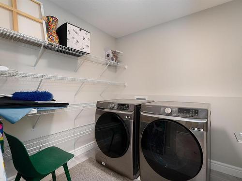 16720 30 Avenue, Edmonton, AB - Indoor Photo Showing Laundry Room