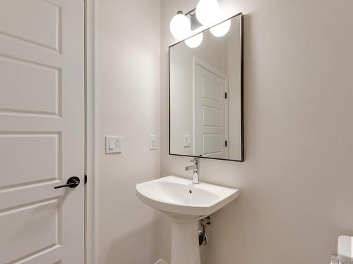 177 Stonehouse Way, Leduc, AB - Indoor Photo Showing Bathroom